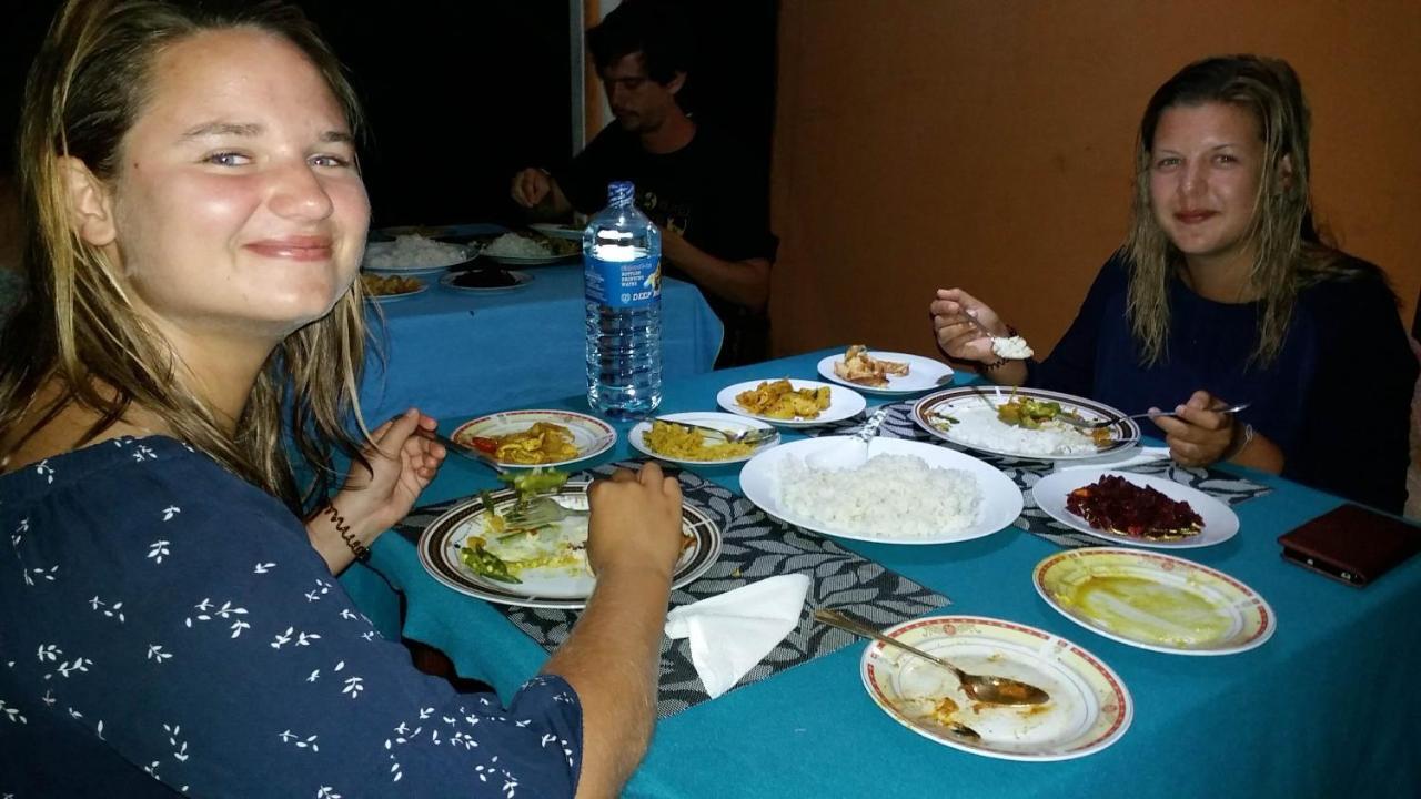 Senith Guest House Mirissa Εξωτερικό φωτογραφία